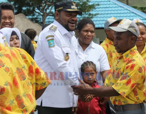 Pesan Wabup Lanny Jaya dan Kepala Dinas Pendidikan Saat Kunjungi Dua SMA